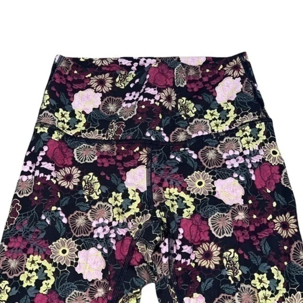 Lululemon‎ Wunder Under Flurolace Multicolor Floral Allover Print Leggings